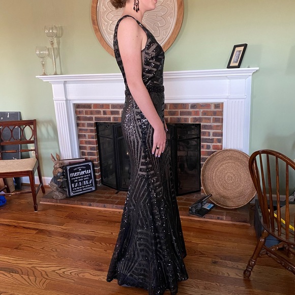 Formal/Prom dress - Picture 2 of 6